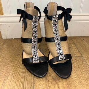 NEW Holiday Jewel Badgley Mischka Heels